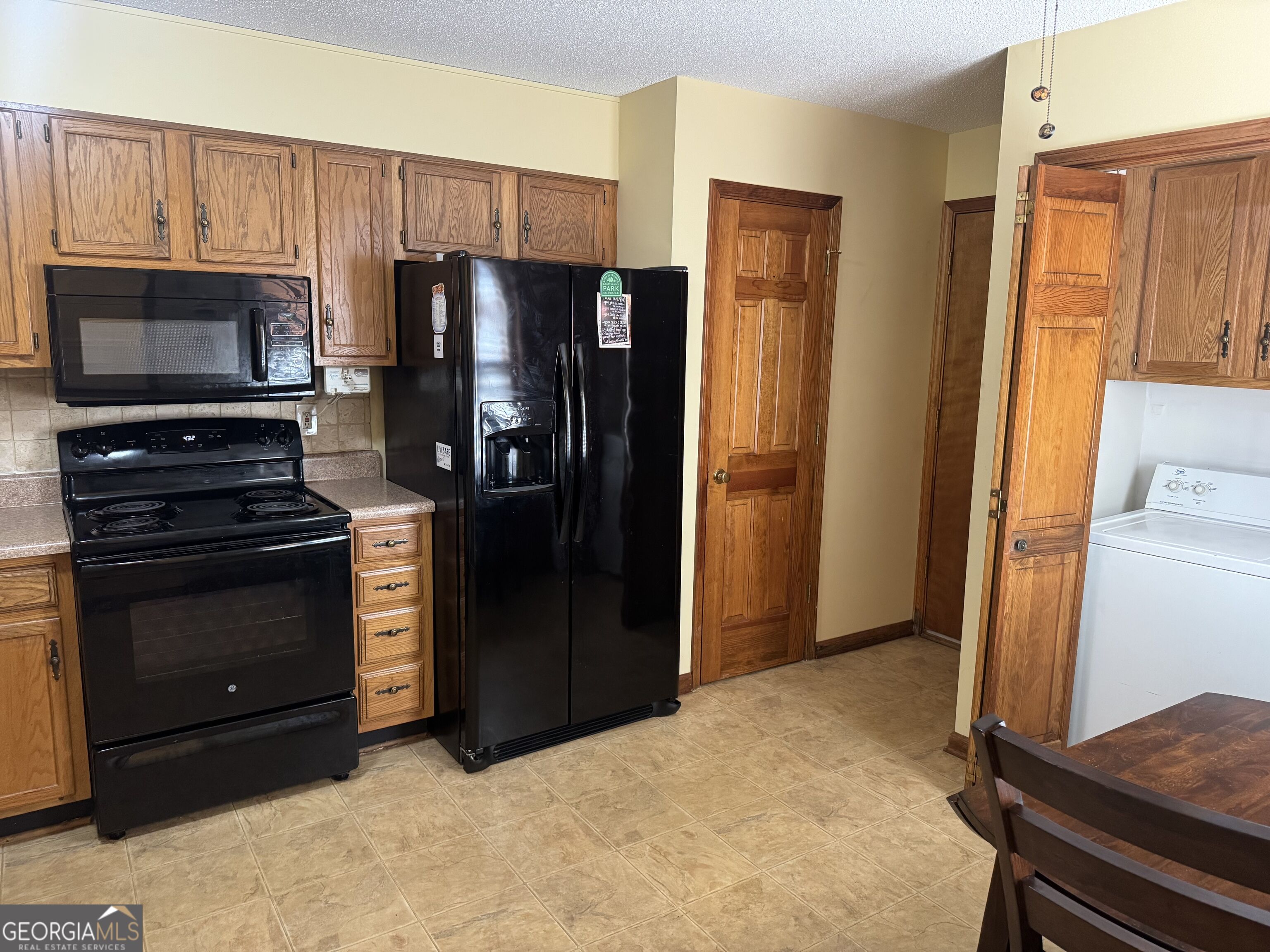 7177 Woodridge Lane Property Photo 28