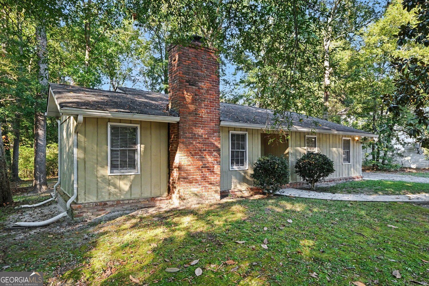3295 Redona Drive Property Photo 3