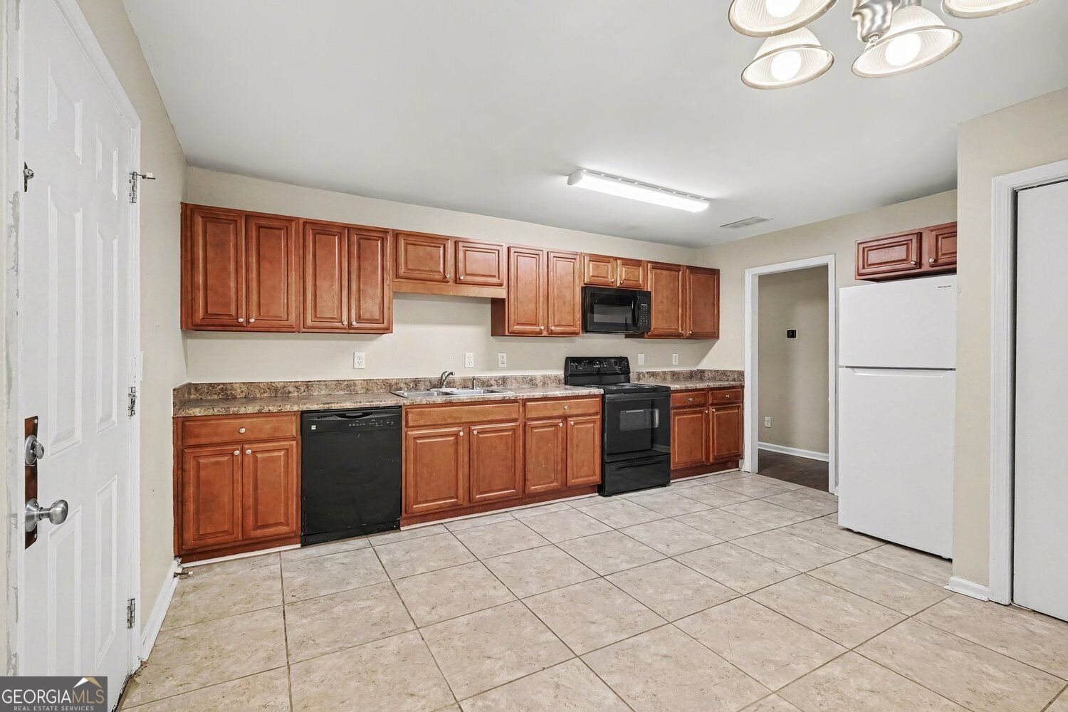 3295 Redona Drive Property Photo 12