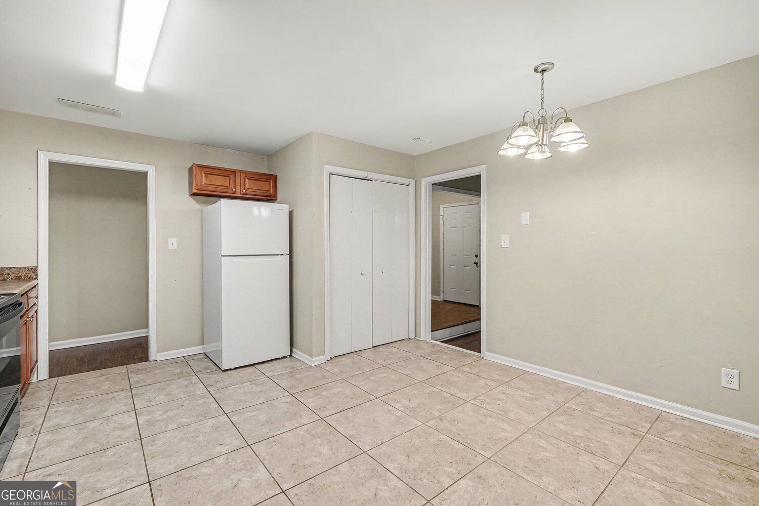 3295 Redona Drive Property Photo 13