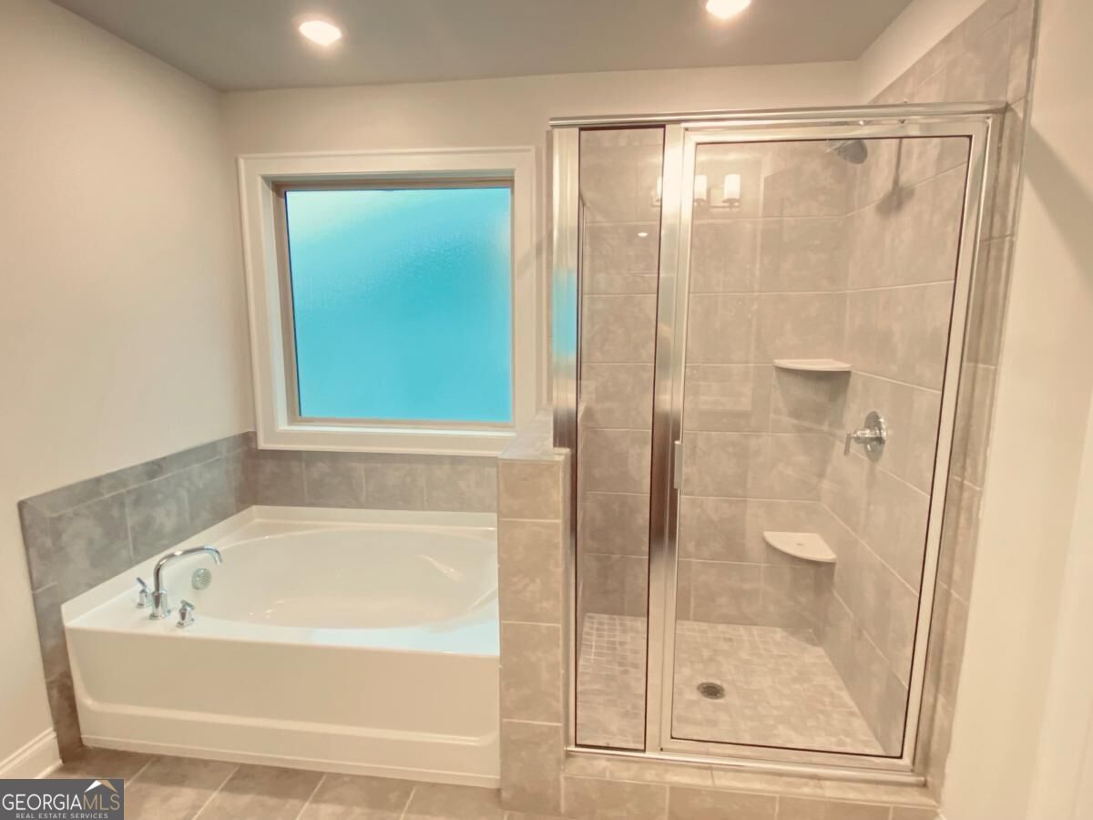 3290 Summerpoint Crossing Property Photo 29