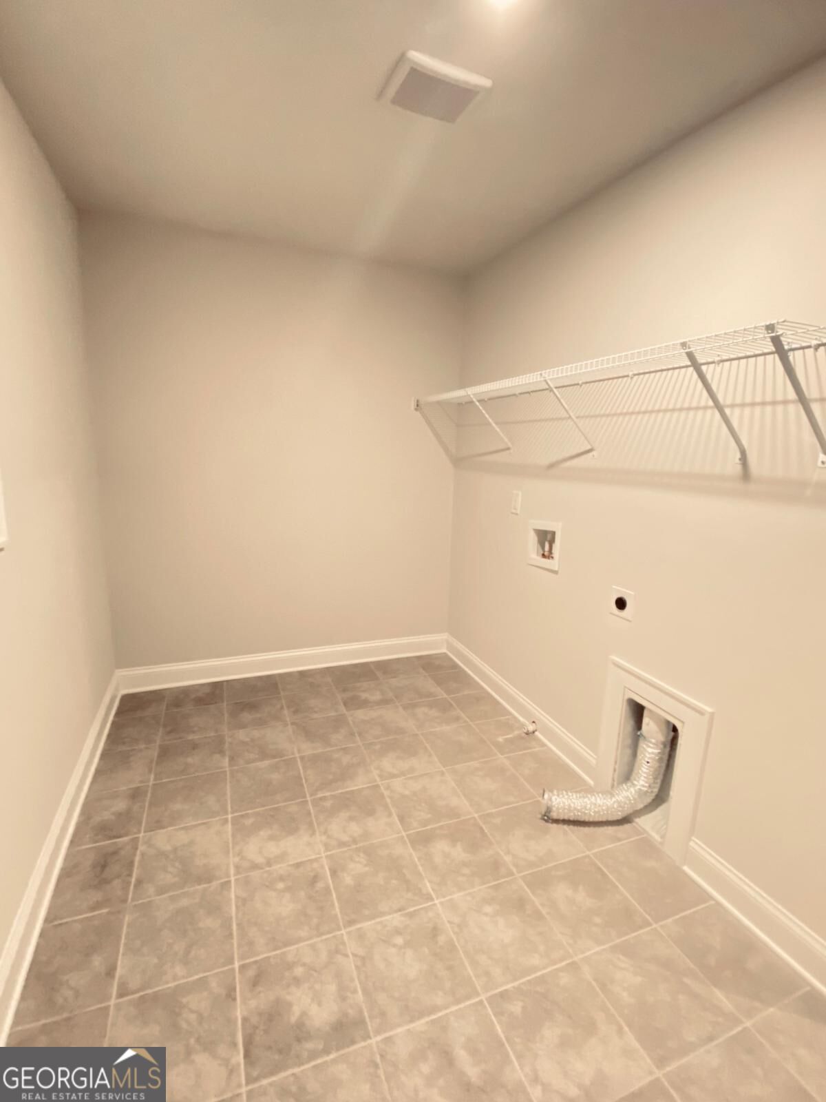 3290 Summerpoint Crossing Property Photo 37