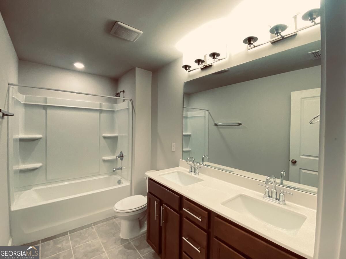 3290 Summerpoint Crossing Property Photo 39