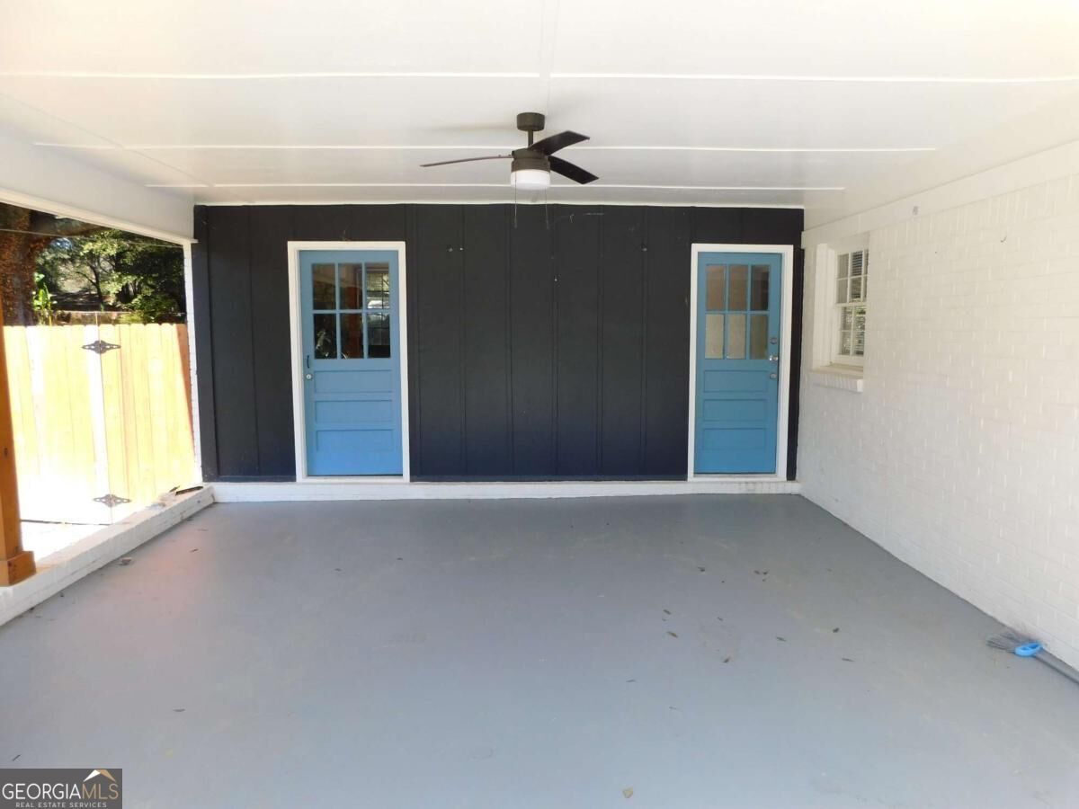 3928 Lillie Street Property Photo 2
