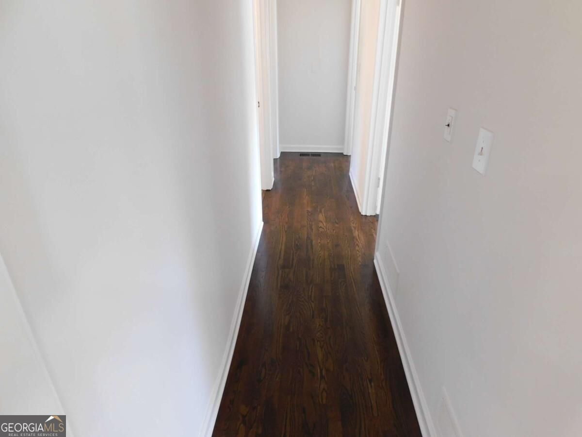 3928 Lillie Street Property Photo 12
