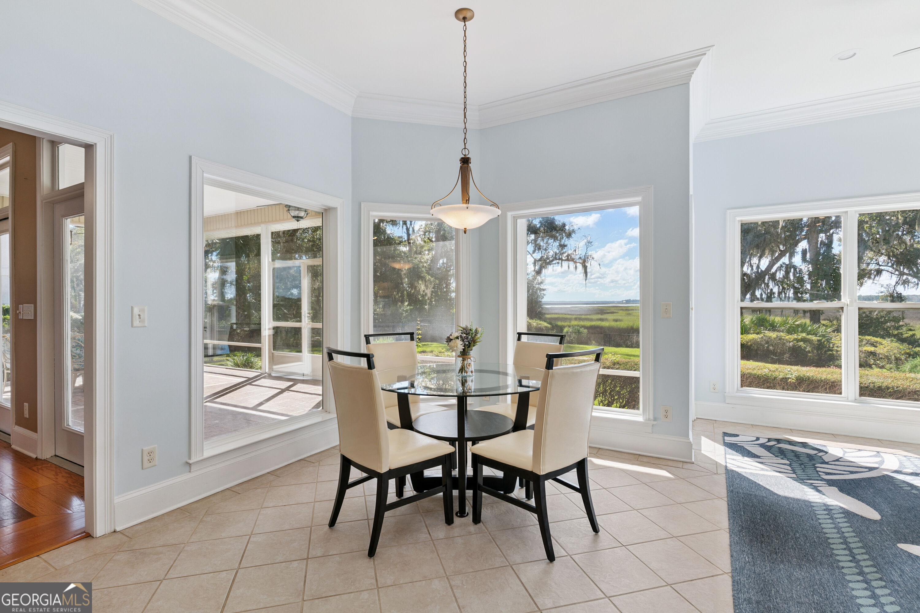 118 Queens Court Property Photo 20