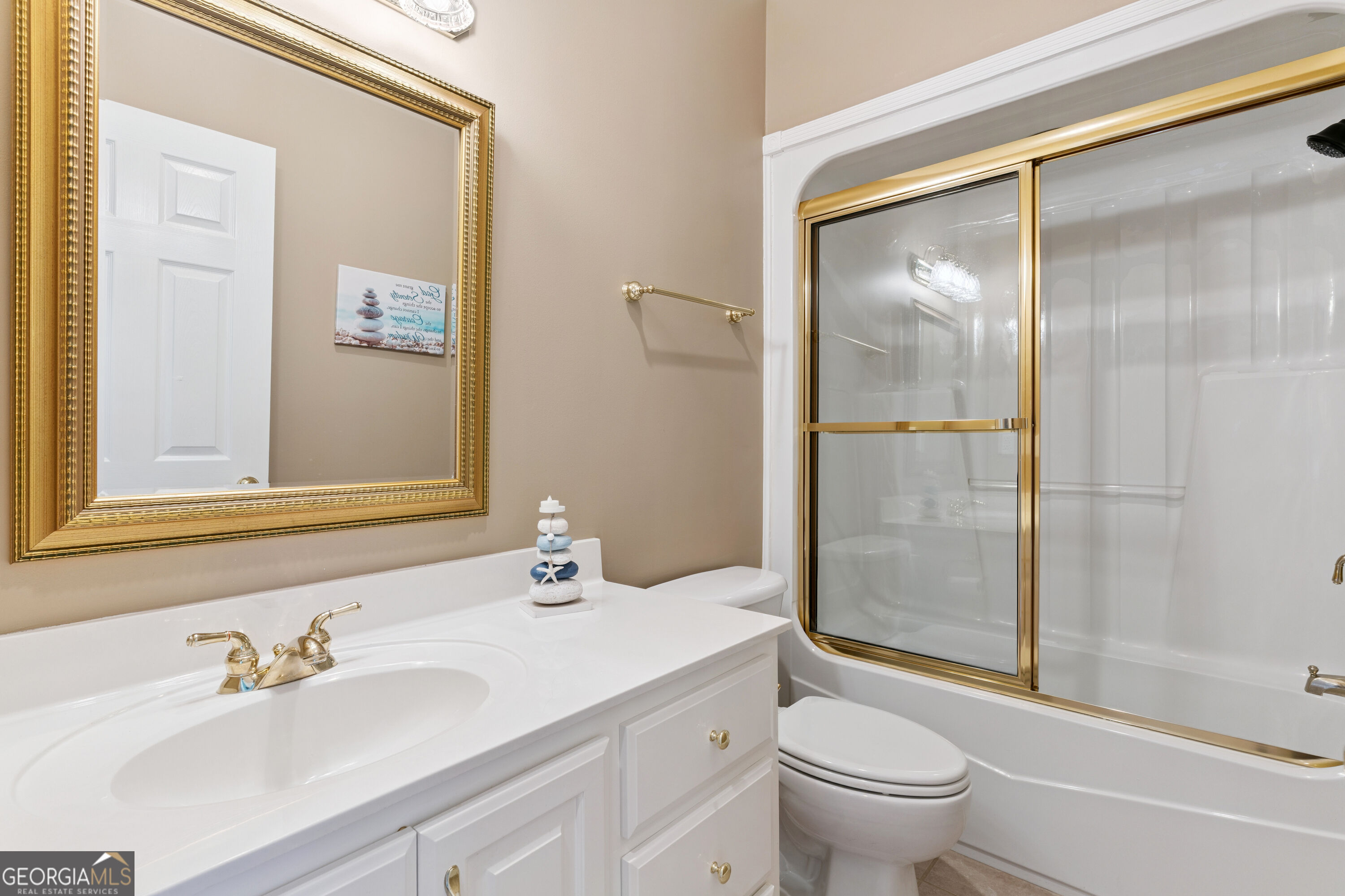 118 Queens Court Property Photo 40