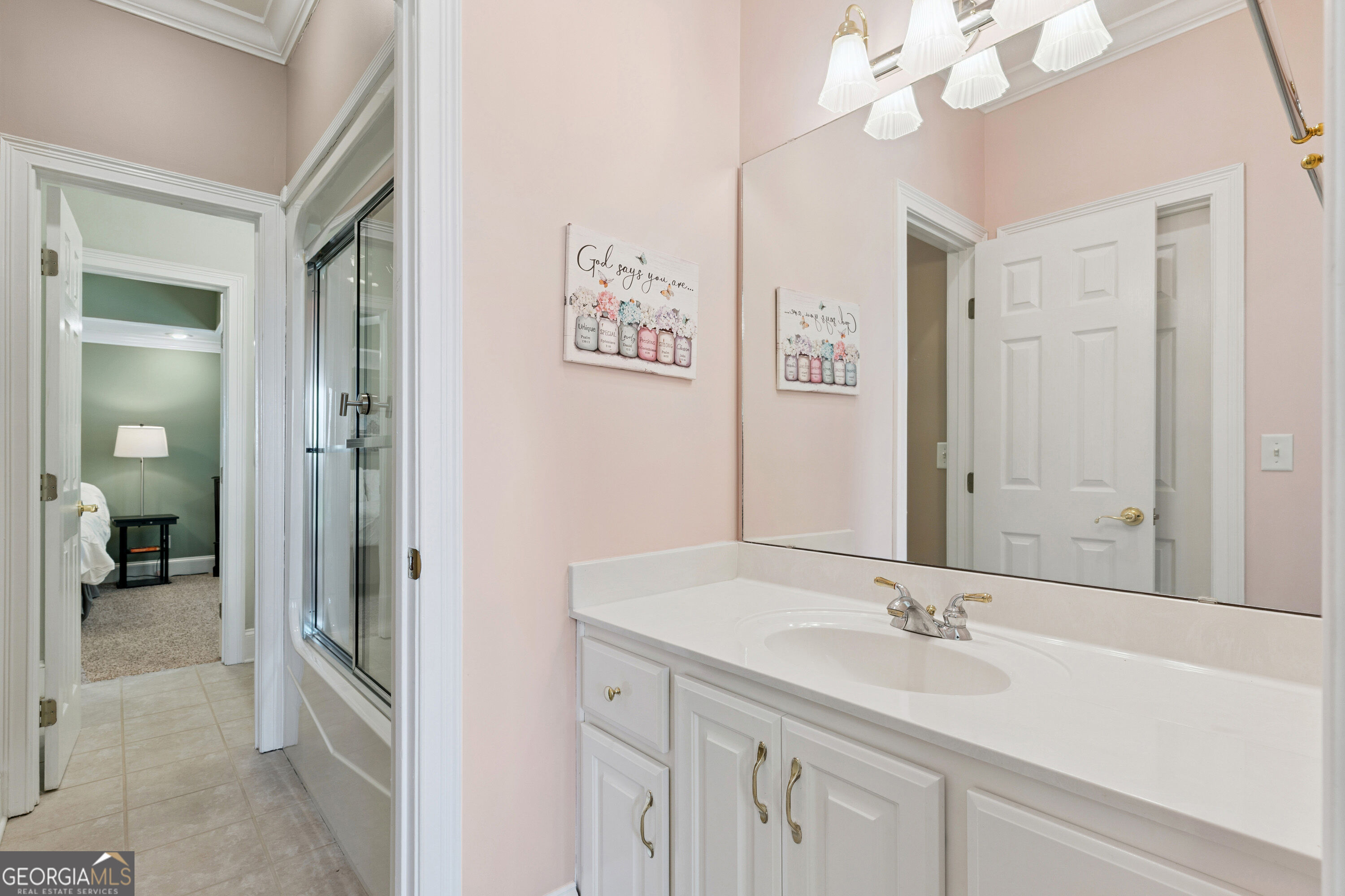 118 Queens Court Property Photo 47