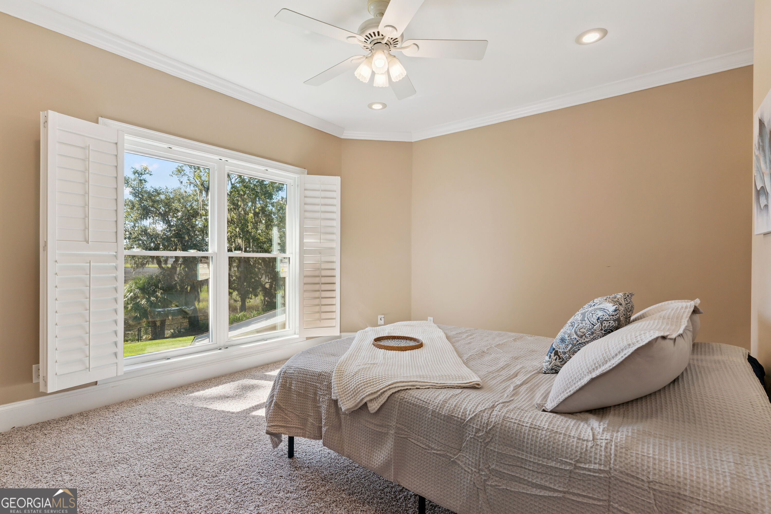 118 Queens Court Property Photo 48
