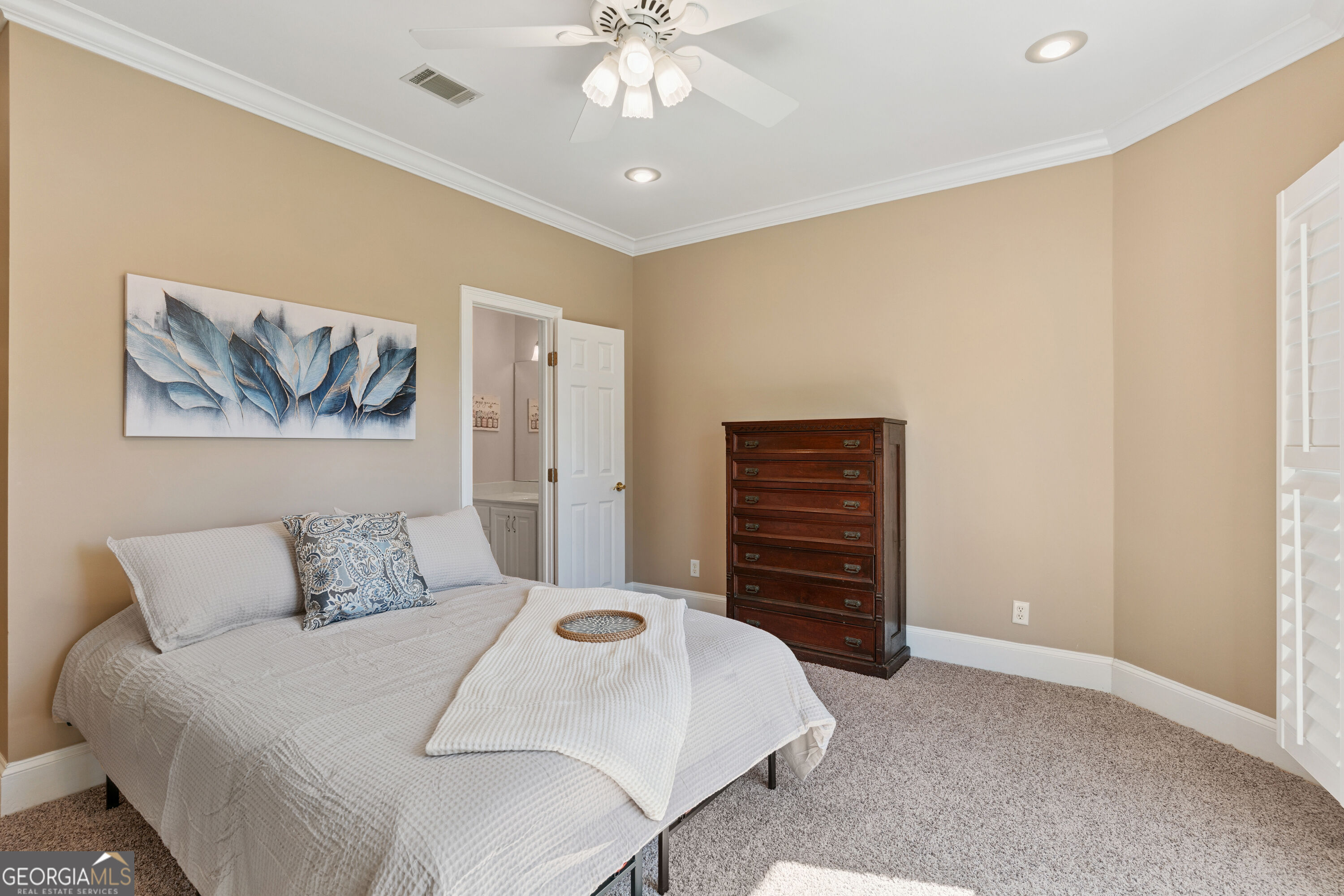 118 Queens Court Property Photo 49