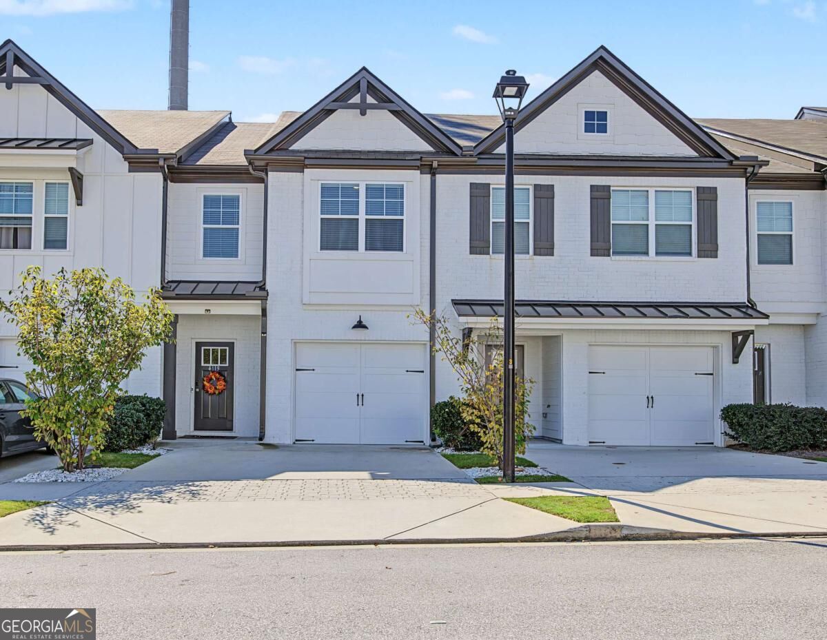 4119 Spring Valley Circle Property Photo 1