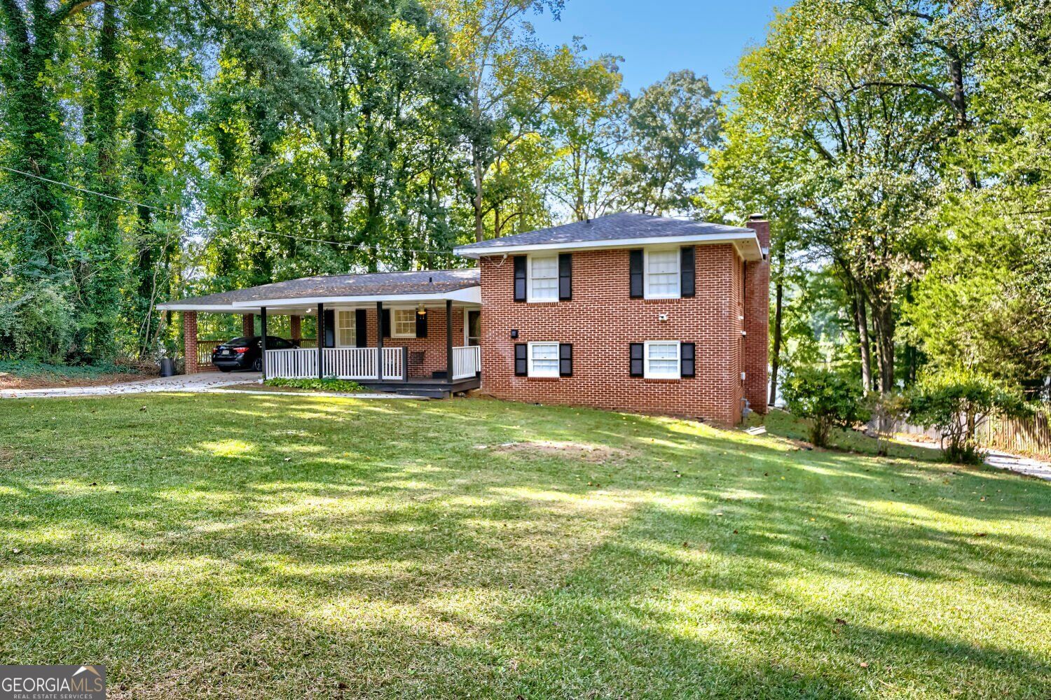 110 Circle Drive Property Photo 3