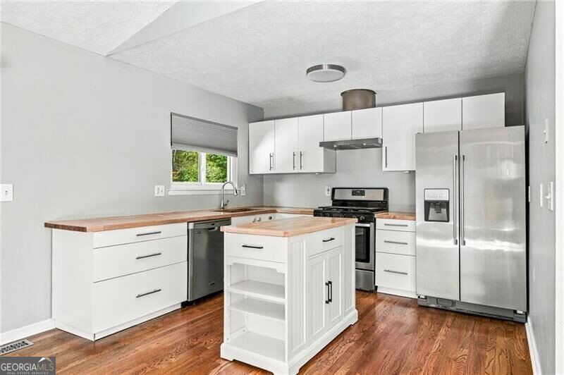3409 Hogan Drive Nw Property Photo 8