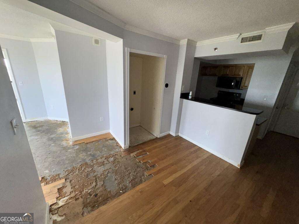 795 Hammond Drive # 1205 Property Photo 2