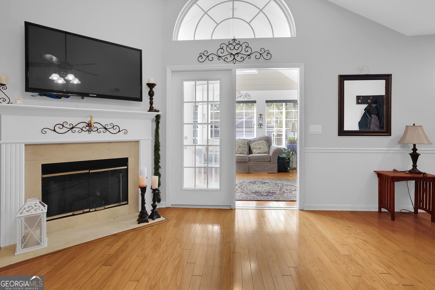 6112 Menlow Court Property Photo 5