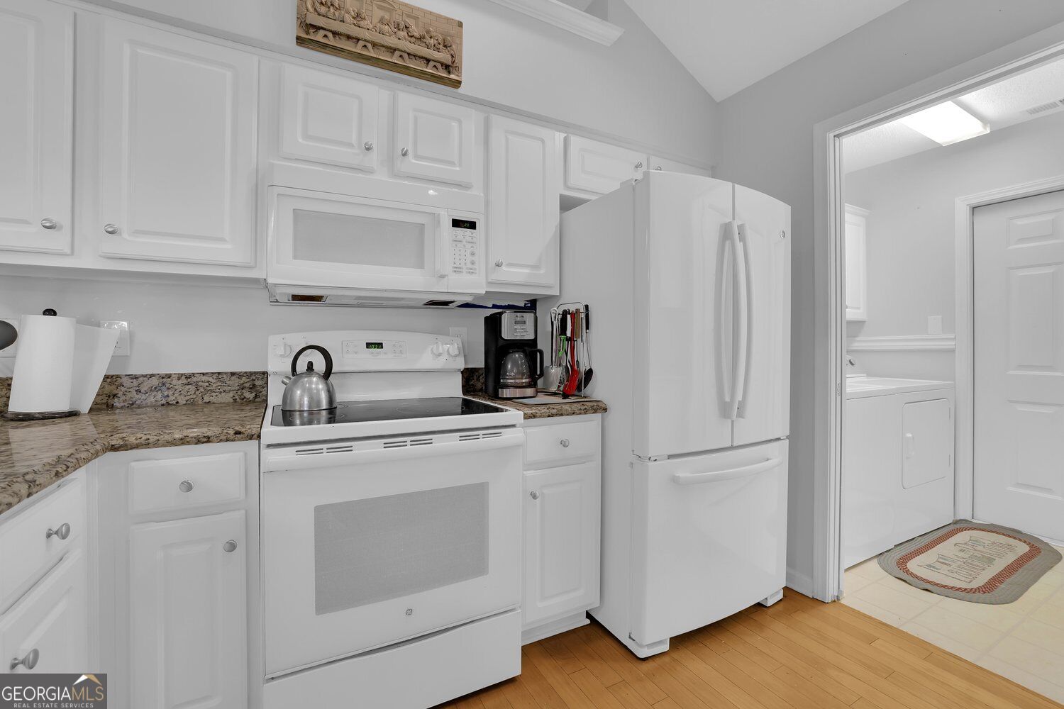 6112 Menlow Court Property Photo 11
