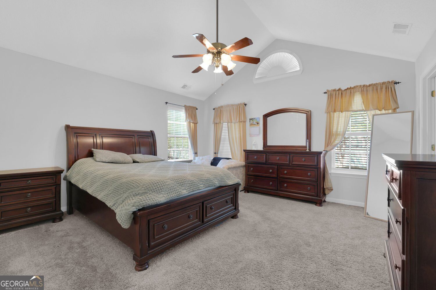 6112 Menlow Court Property Photo 16