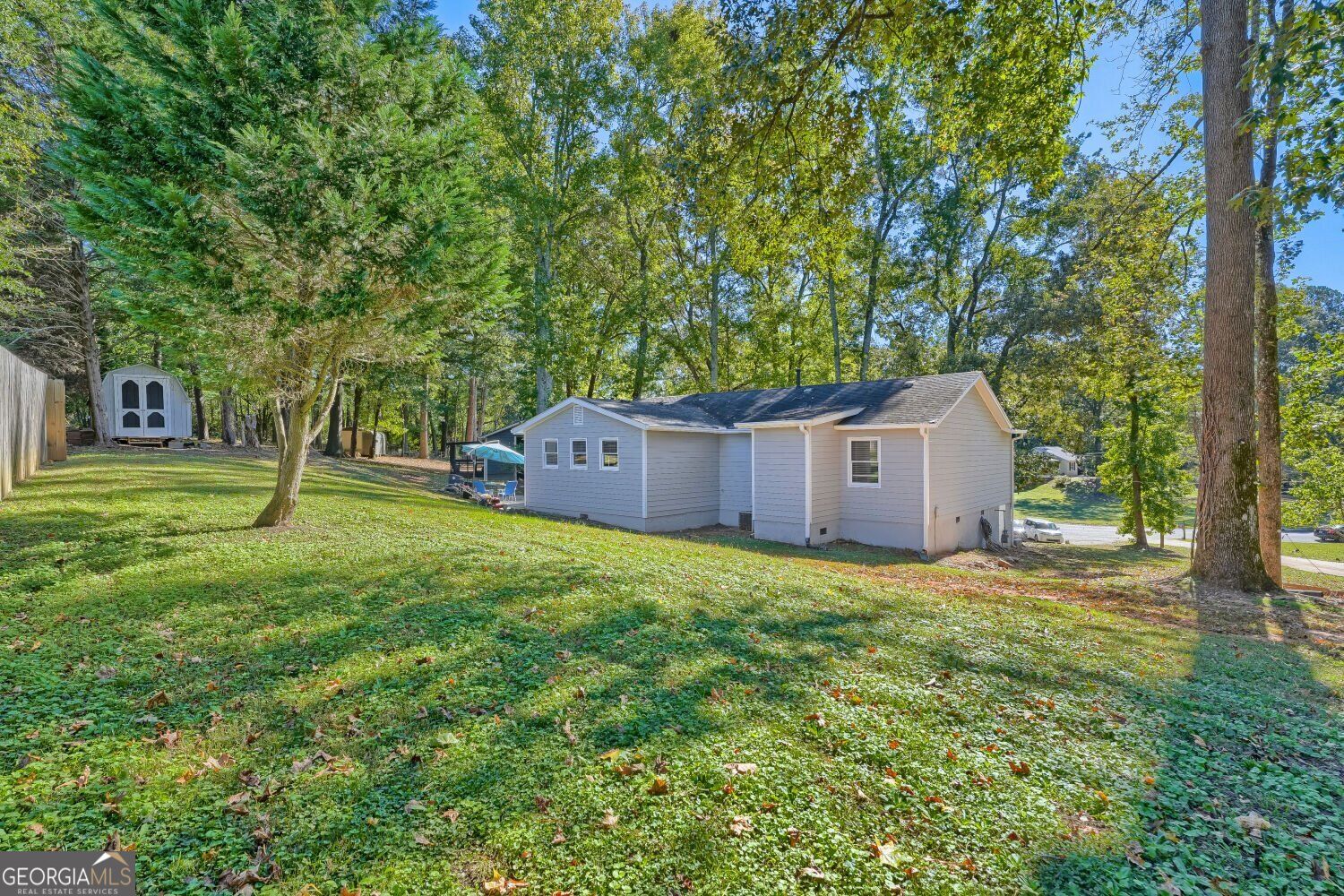 679 Suwanee Court Nw Property Photo 6