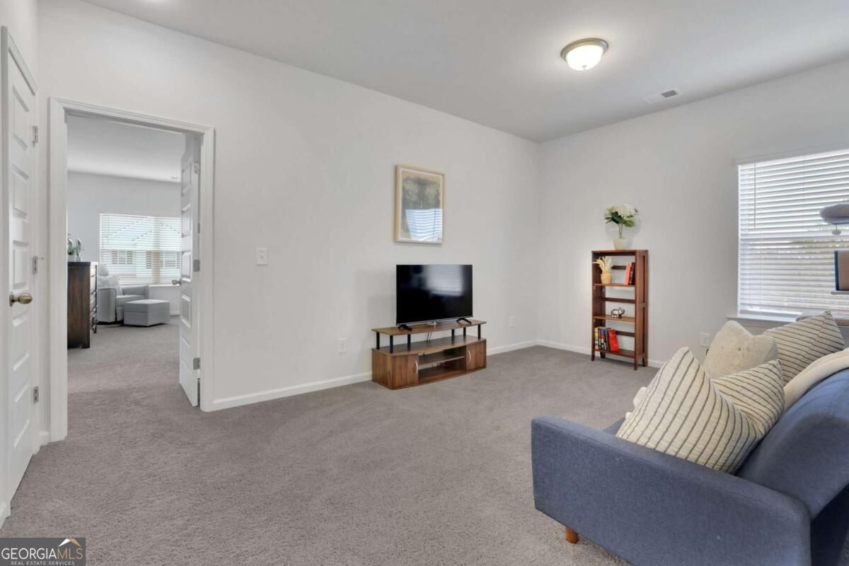803 Dundee Way Property Photo 30