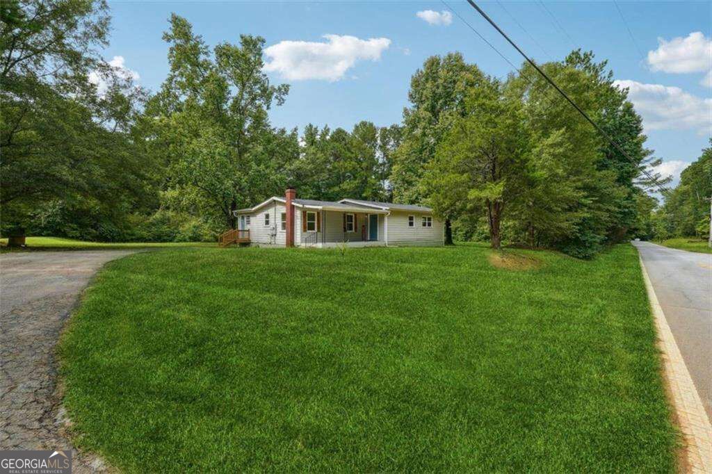 309 Cowan Road Se Property Photo 3