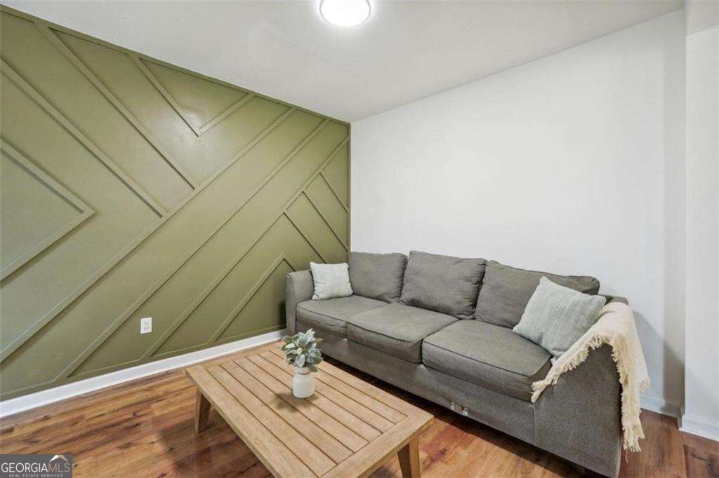 309 Cowan Road Se Property Photo 5
