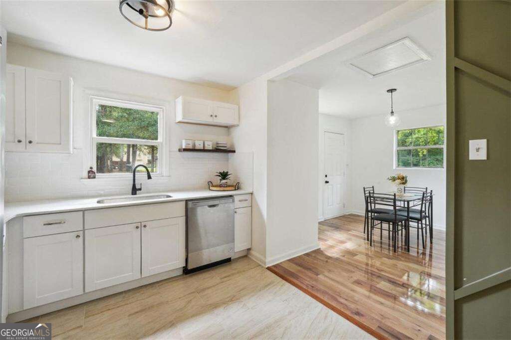 309 Cowan Road Se Property Photo 10