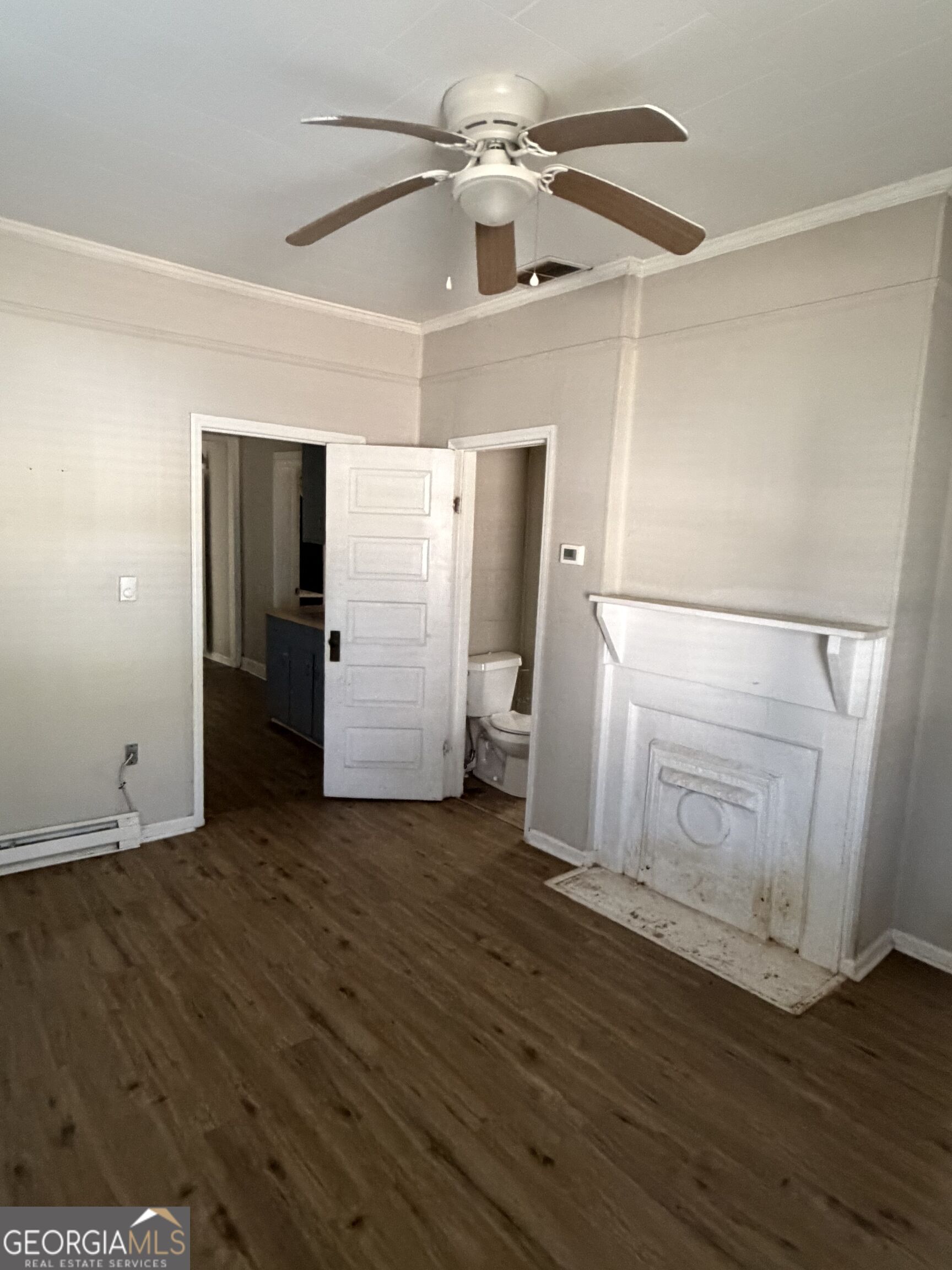 405 Green Avenue Property Photo 10