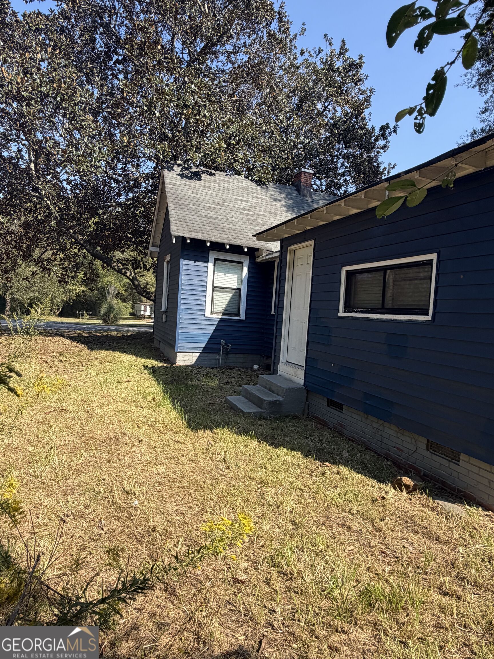 405 Green Avenue Property Photo 12