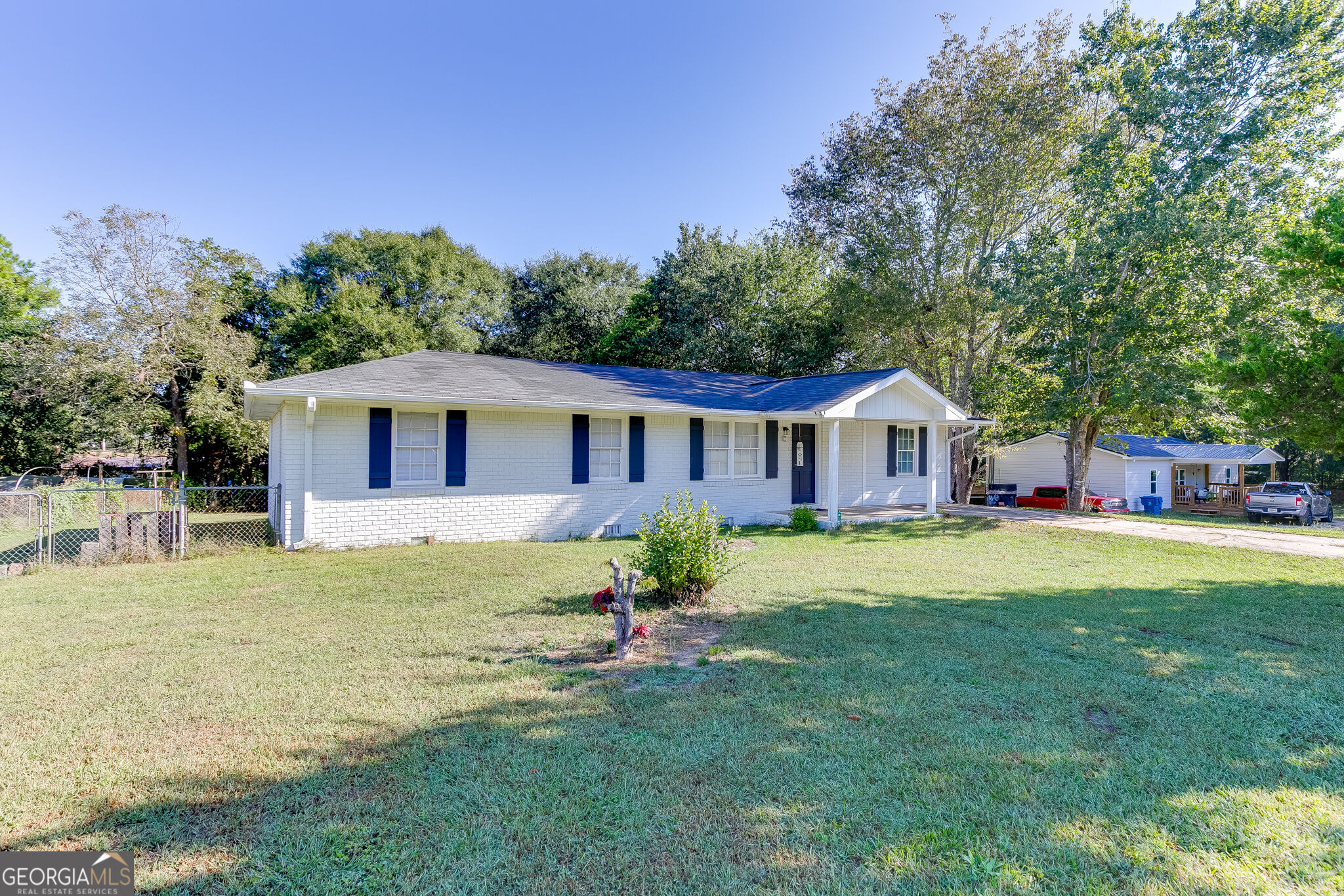 217 Harvey Lokey Road Property Photo 3