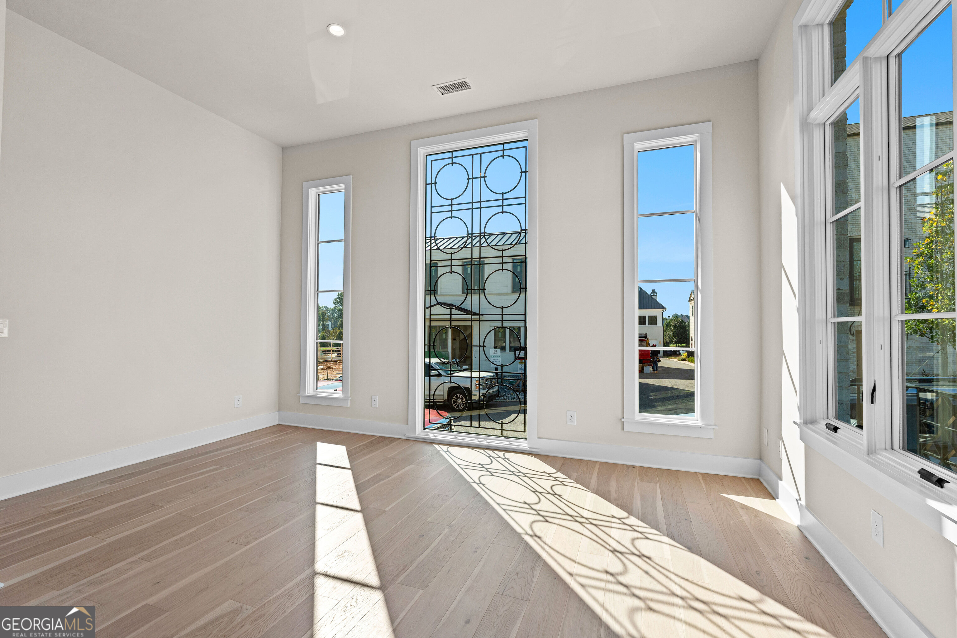 310 6th Street Property Photo 20