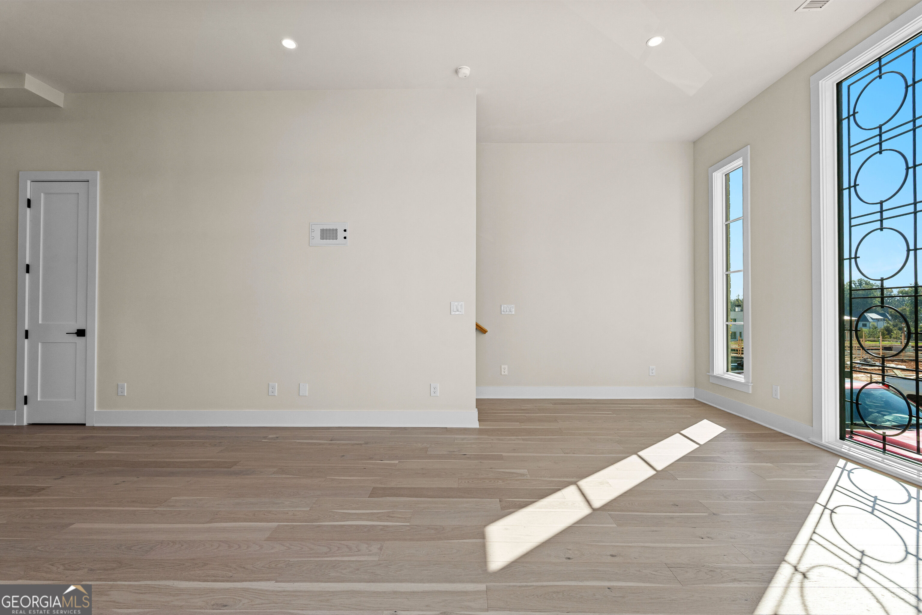 310 6th Street Property Photo 21