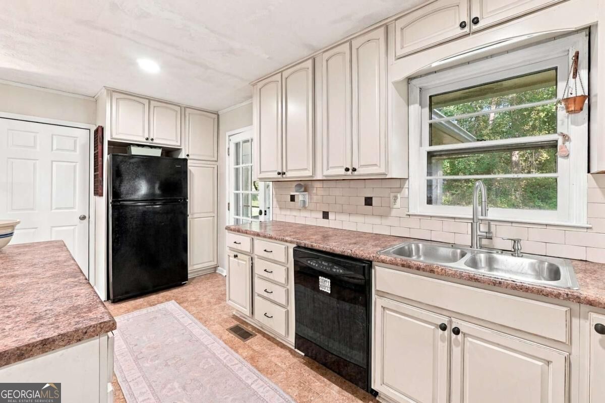 1694 Cartersville Highway Property Photo 12
