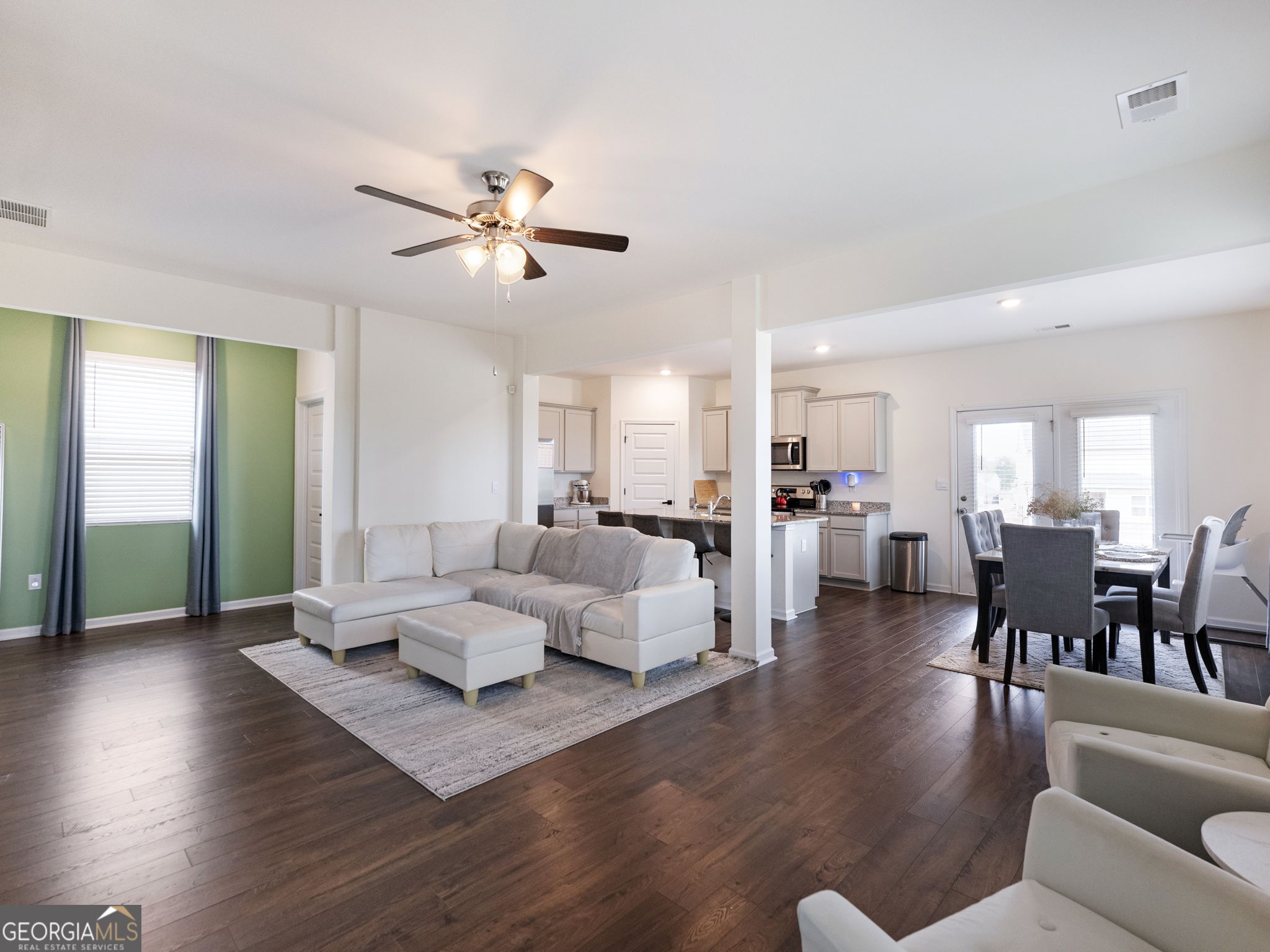 141 Gaston Court Property Photo 4
