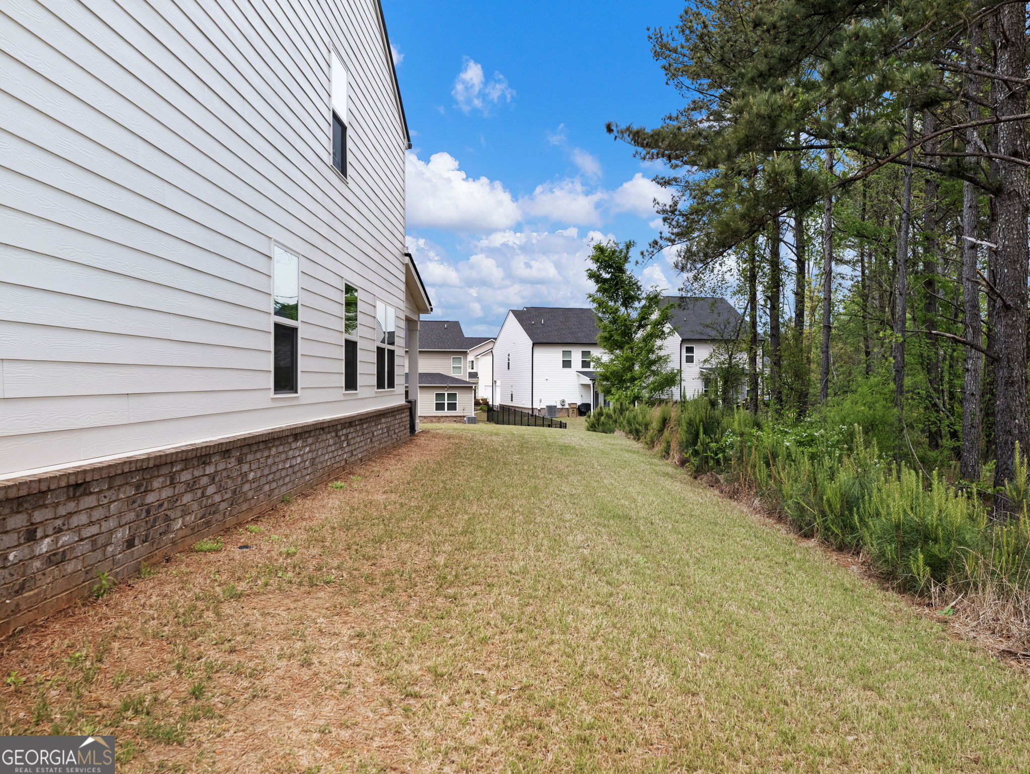 141 Gaston Court Property Photo 35