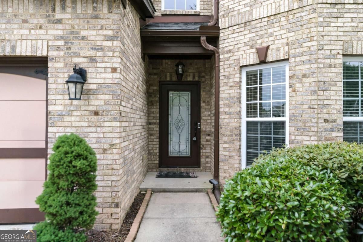 3210 Warbler Way Property Photo 4