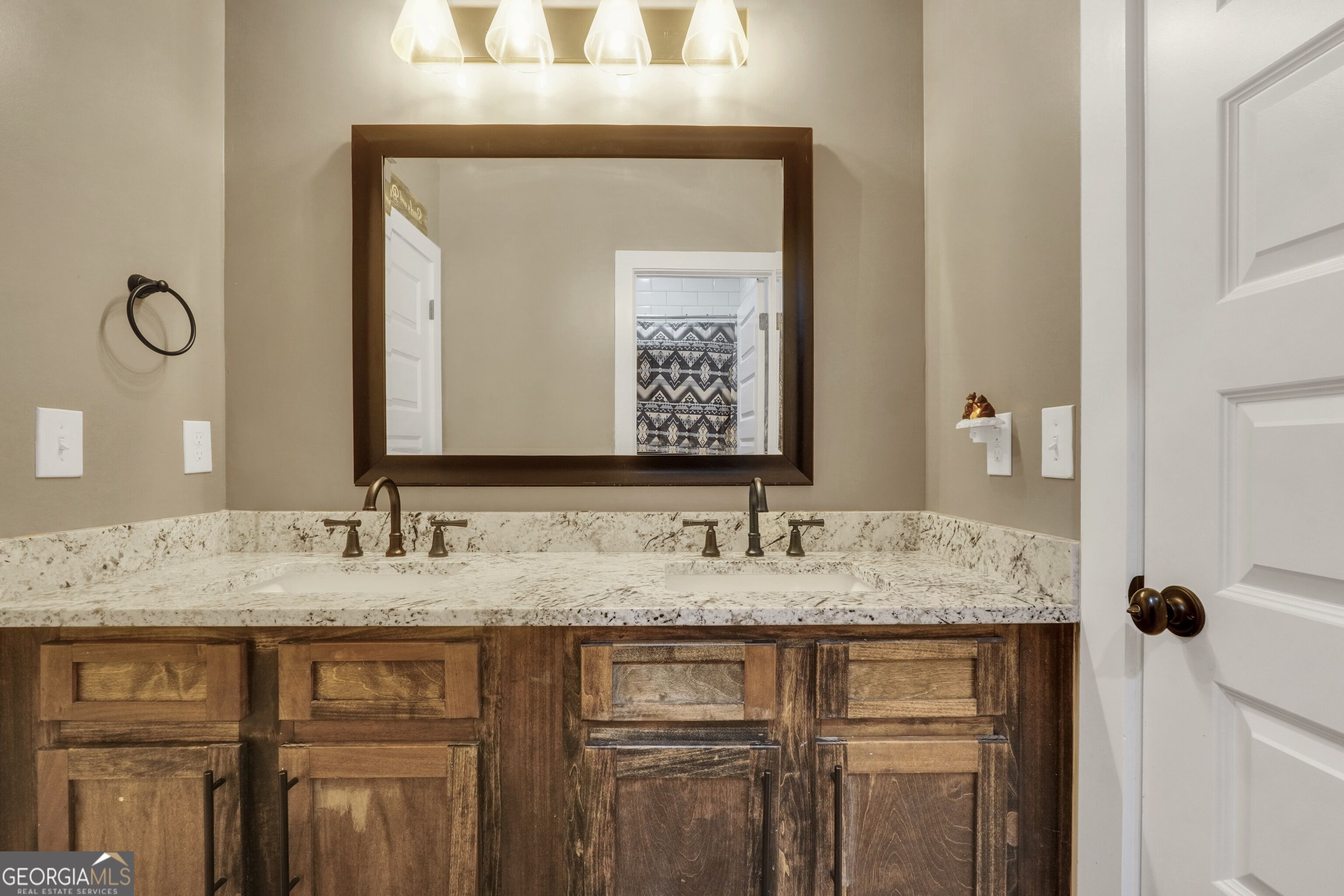 650 River Road Property Photo 42