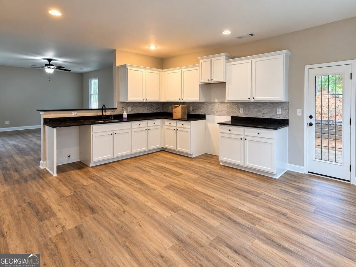 12148 Flannery Lane Property Photo 4