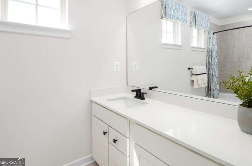 1008 Dumfries Court Property Photo 21