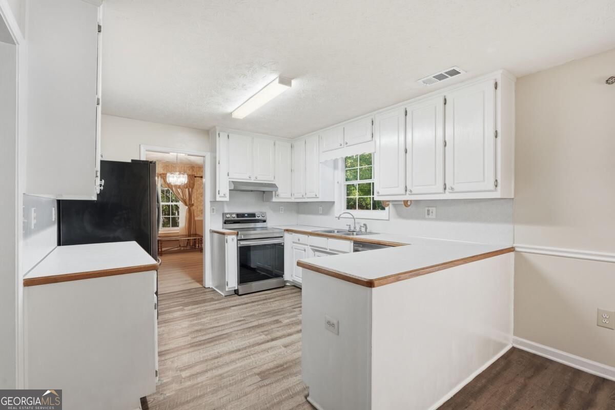 2072 Amberly Crossing Lane Property Photo 16