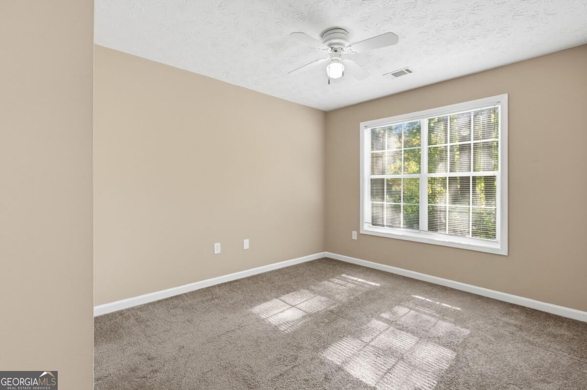 2072 Amberly Crossing Lane Property Photo 23