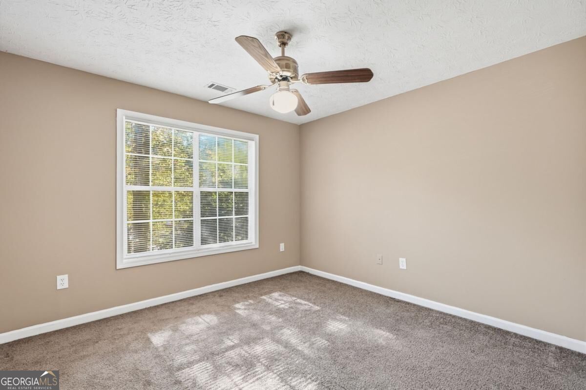 2072 Amberly Crossing Lane Property Photo 33