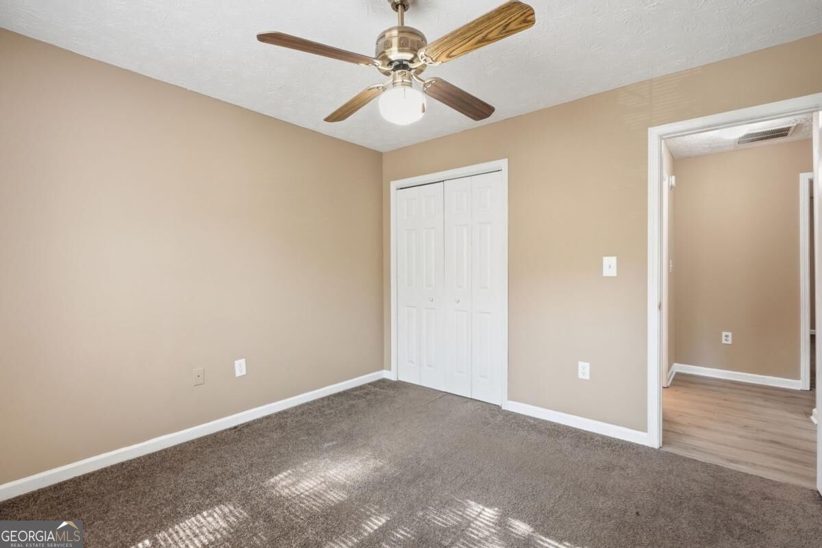 2072 Amberly Crossing Lane Property Photo 38