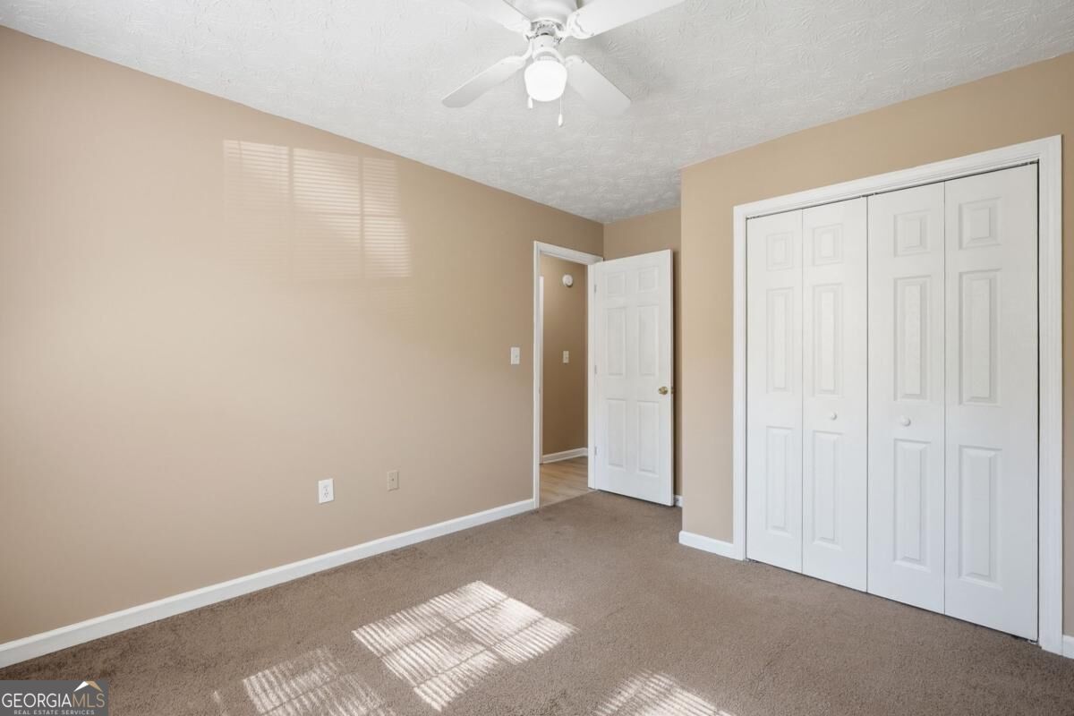 2072 Amberly Crossing Lane Property Photo 40