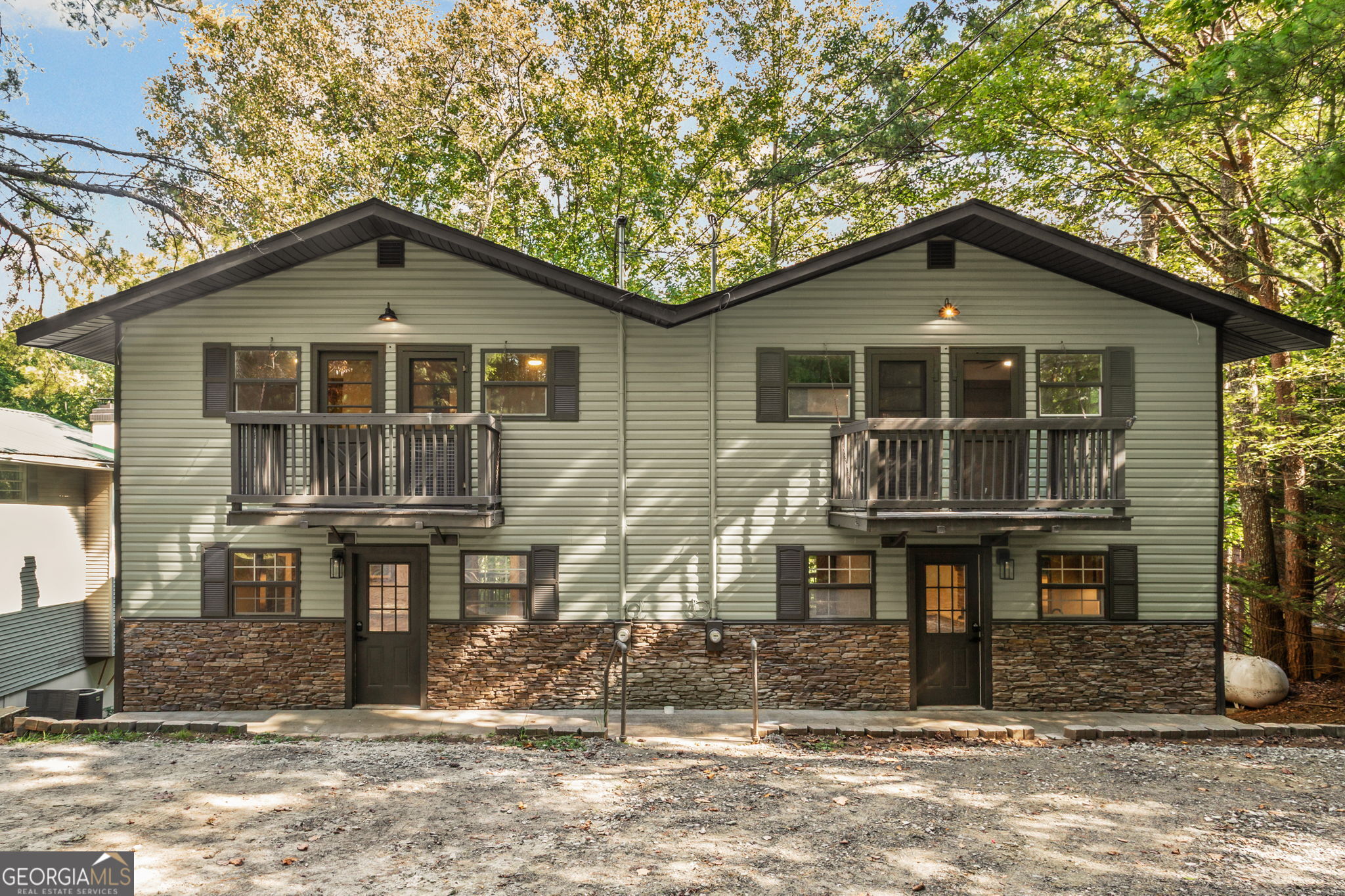 90 Clubhouse Court Property Photo 1