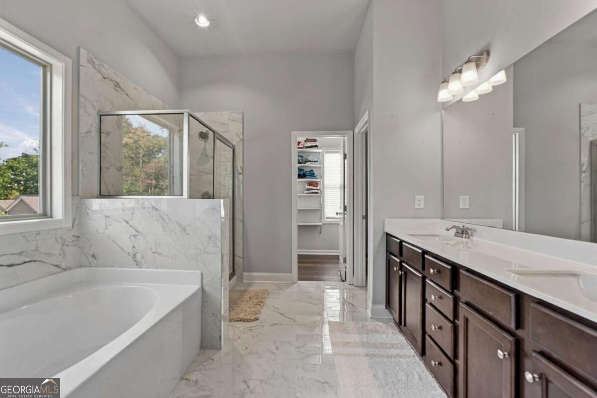 1826 Holman Forest Drive Property Photo 36