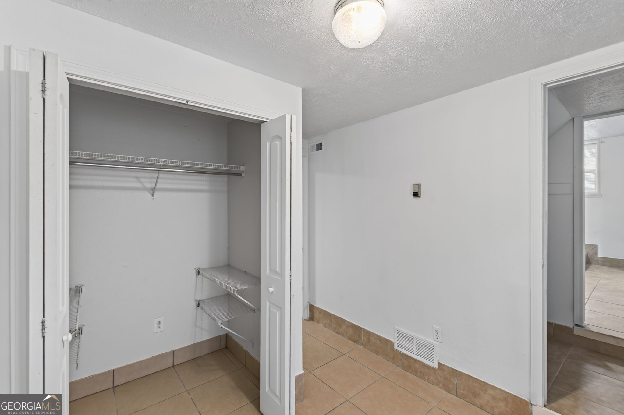 2034 Cambridge Avenue Property Photo 22
