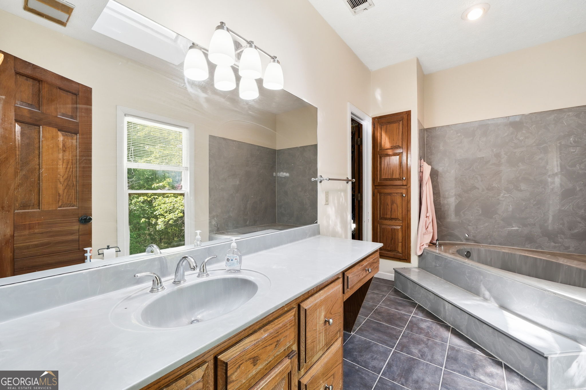 2737 John Petree Road Property Photo 14