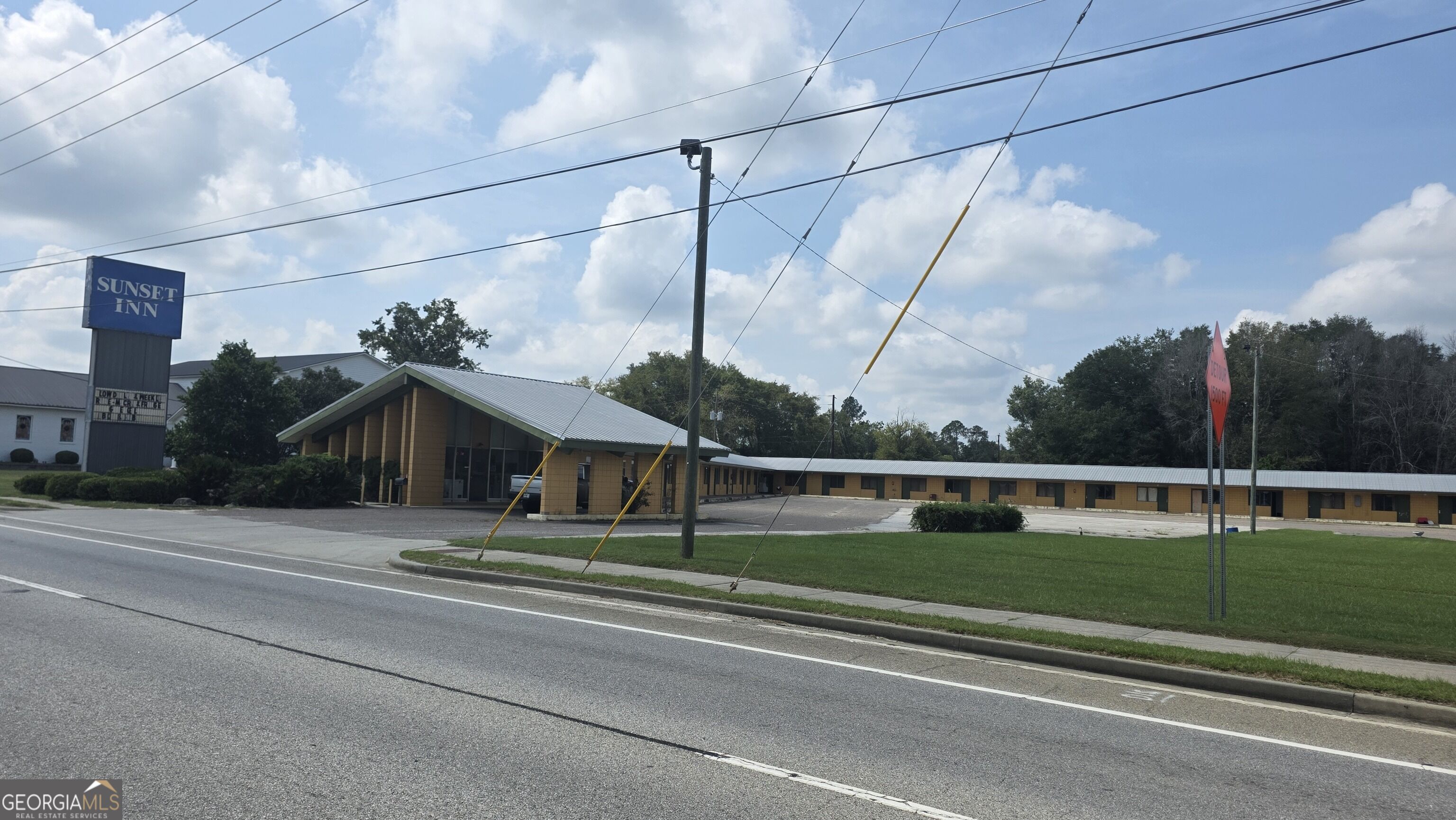 637 Us Highway 25n Property Photo 2