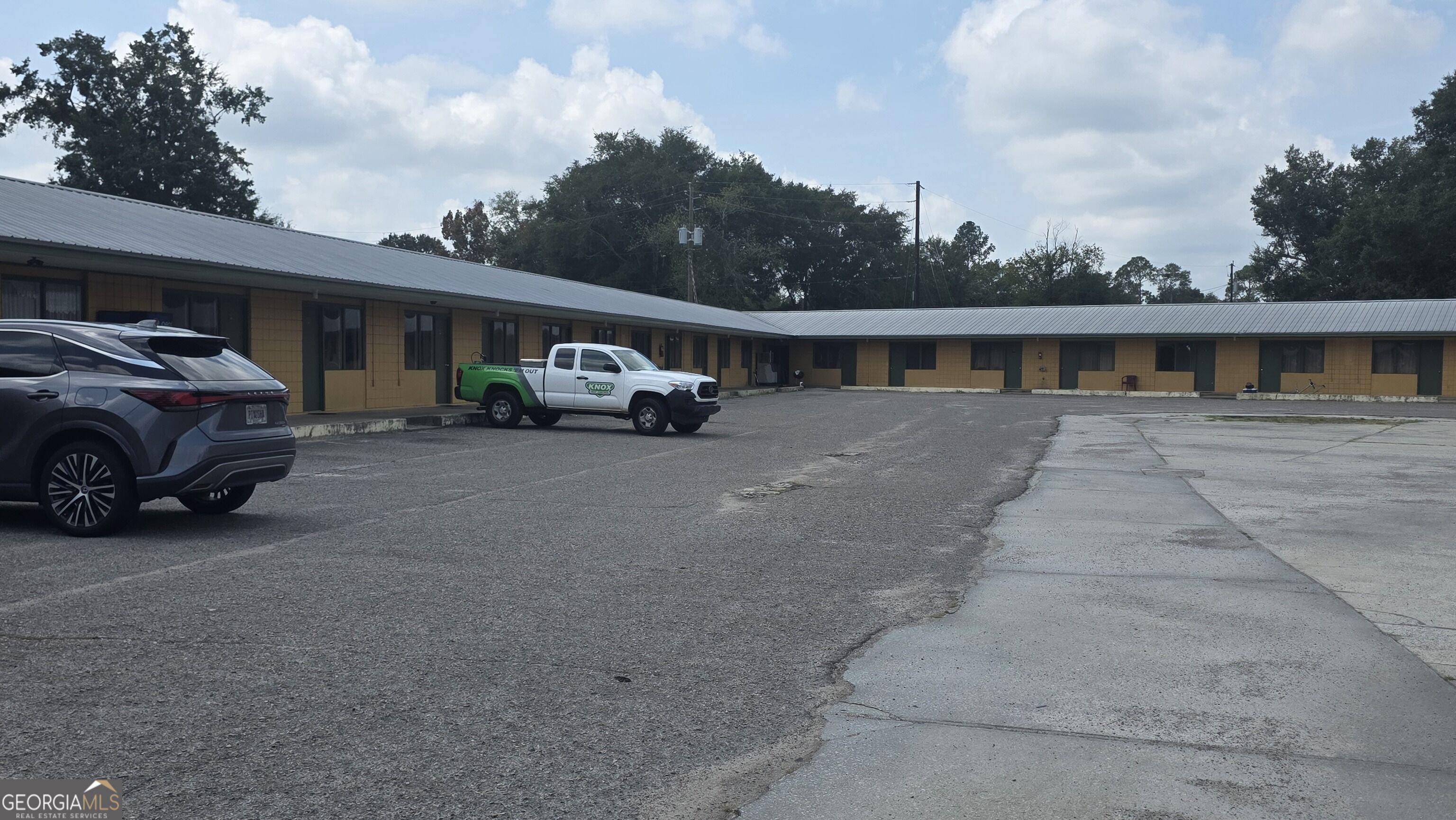 637 Us Highway 25n Property Photo 3