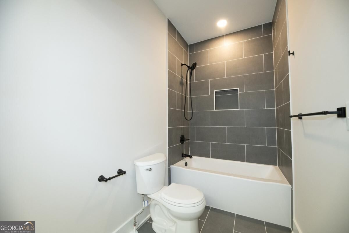 171 Farrington Avenue Se # A Property Photo 24